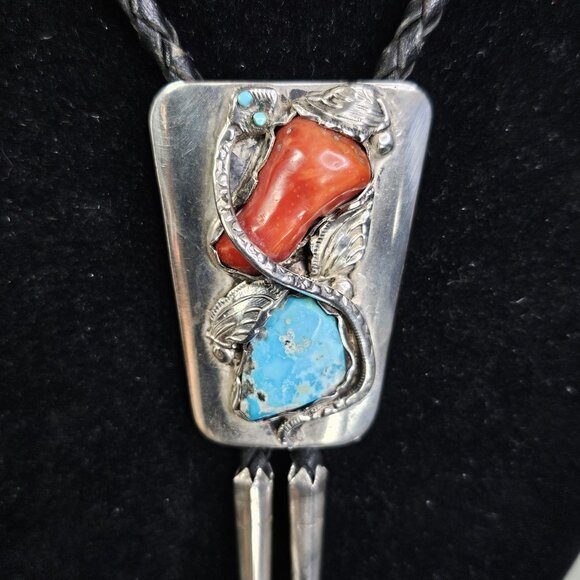 Navajo Turquise Coral Sterling Bolo Tie Snake 925 Silver Tips Simplicio Zuni USA - Picture 2 of 11